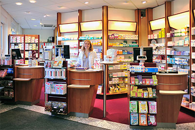 Flieder-Apotheke Verkaufsraum